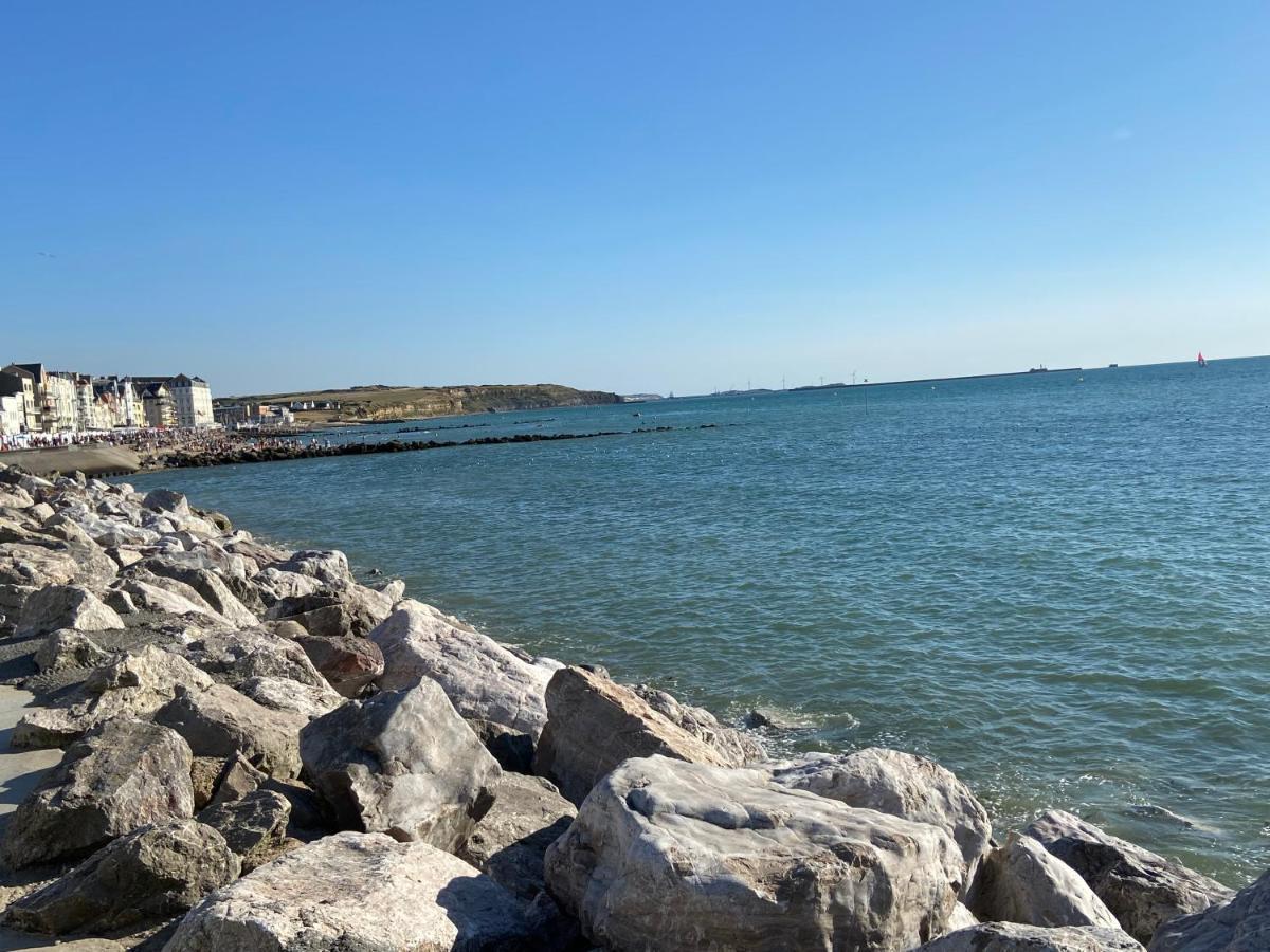 Le Bon Endroit En Bord De Mer, Vue Mer , Parking Et Wifi Wimereux Exteriör bild